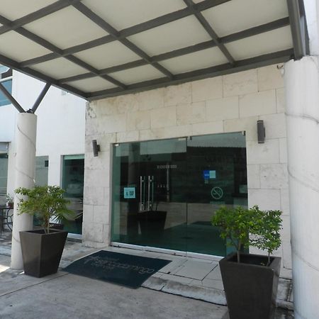 Hotel Santo Domingo Express Villahermosa Kültér fotó
