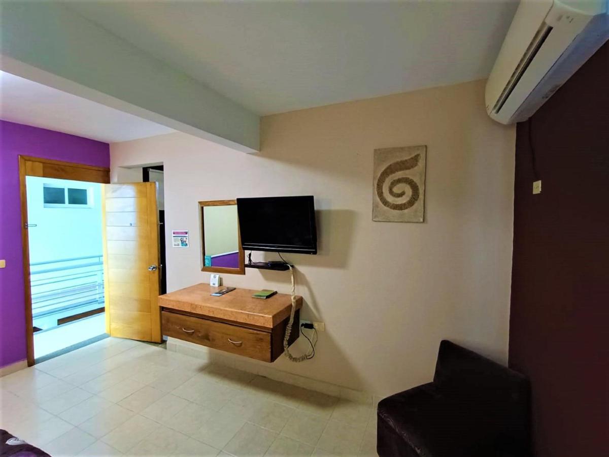 Hotel Santo Domingo Express Villahermosa Kültér fotó